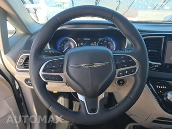 2024 Chrysler Pacifica Touring L 121.6" WB - miniatura 16