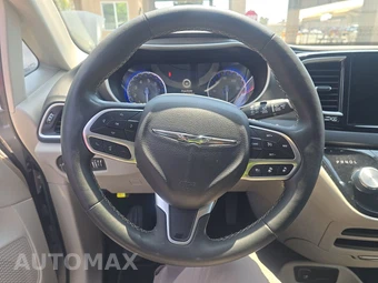 2024 Chrysler Pacifica Touring L 121.6" WB - miniatura 10
