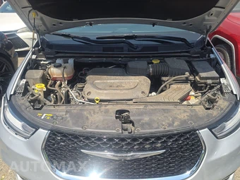 2024 Chrysler Pacifica Touring L 121.6" WB - miniatura 17