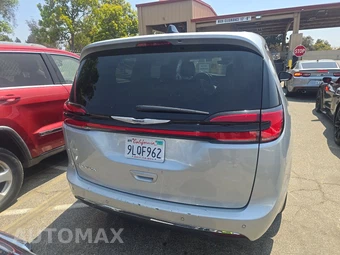 2024 Chrysler Pacifica Touring L 121.6" WB - miniatura 5