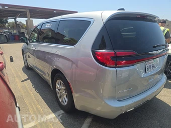 2024 Chrysler Pacifica Touring L 121.6" WB - miniatura 6