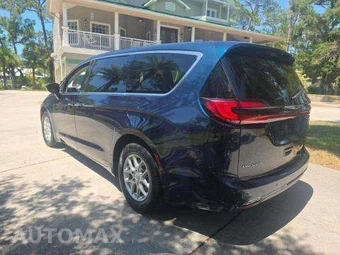 2024 Chrysler Pacifica Touring L 121.6" WB - miniatura 2