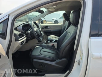 2024 Chrysler Pacifica Touring L 121.6" WB - miniatura 7