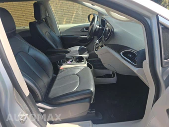 2024 Chrysler Pacifica Touring L 121.6" WB - miniatura 19