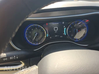2024 Chrysler Pacifica Touring L 121.6" WB - miniatura 12