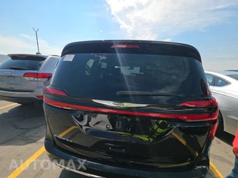 2024 Chrysler Pacifica Touring L 121.6" WB - miniatura 5