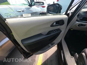 2024 Chrysler Pacifica Touring L 121.6" WB - miniatura 9