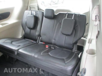2024 Chrysler Pacifica Touring L 121.6" WB - miniatura 10