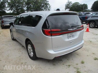 2024 Chrysler Pacifica Touring L 121.6" WB - miniatura 11