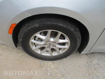 2024 Chrysler Pacifica Touring L 121.6" WB - miniatura 18