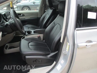 2024 Chrysler Pacifica Touring L 121.6" WB - miniatura 5