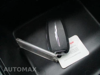 2024 Chrysler Pacifica Touring L 121.6" WB - miniatura 7