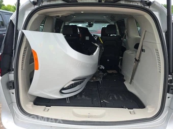 2024 Chrysler Pacifica Touring L 121.6" WB - miniatura 16