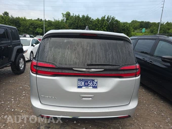 2024 Chrysler Pacifica Touring L 121.6" WB - miniatura 5