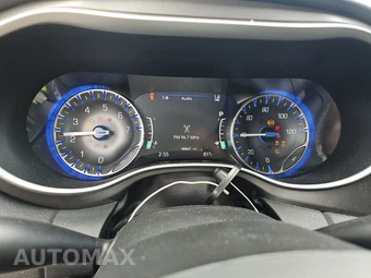 2024 Chrysler Pacifica Touring L 121.6" WB - miniatura 12