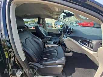 2024 Chrysler Pacifica Touring L 121.6" WB - miniatura 16