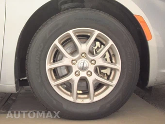 2024 Chrysler Pacifica Touring L 121.6" WB - miniatura 10