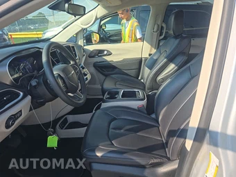 2024 Chrysler Pacifica Touring L 121.6" WB - miniatura 13