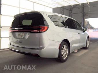 2024 Chrysler Pacifica Touring L 121.6" WB - miniatura 5