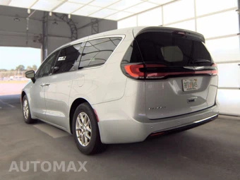 2024 Chrysler Pacifica Touring L 121.6" WB - miniatura 8
