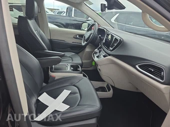 2024 Chrysler Pacifica Touring L 121.6" WB - miniatura 14
