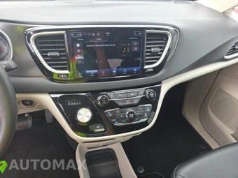 2024 Chrysler Pacifica Touring L 121.6" WB - miniatura 17