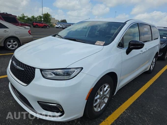 2024 Chrysler Pacifica Touring L 121.6" WB