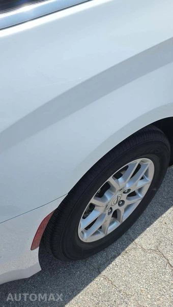 2024 Chrysler Pacifica Touring L 121.6" WB - miniatura 24