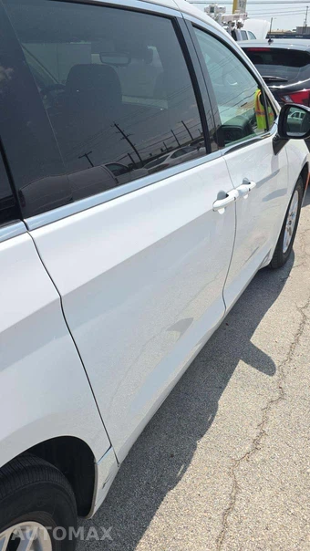 2024 Chrysler Pacifica Touring L 121.6" WB - miniatura 26