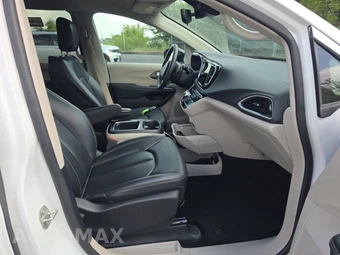 2024 Chrysler Pacifica Touring L 121.6" WB - miniatura 8