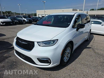 2024 Chrysler Pacifica Touring L 121.6" WB