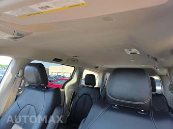 2024 Chrysler Pacifica Touring L 121.6" WB - miniatura 11