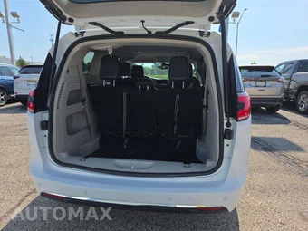 2024 Chrysler Pacifica Touring L 121.6" WB - miniatura 15