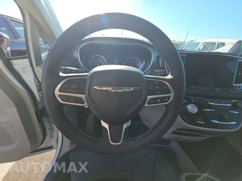 2024 Chrysler Pacifica Touring L 121.6" WB - miniatura 16