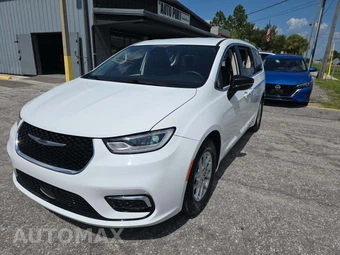 2024 Chrysler Pacifica Touring L 121.6" WB