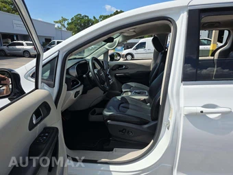2024 Chrysler Pacifica Touring L 121.6" WB - miniatura 6