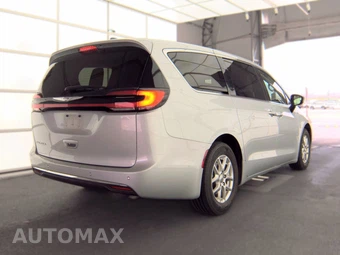 2024 Chrysler Pacifica Touring L 121.6" WB - miniatura 4