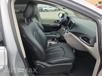 2024 Chrysler Pacifica Touring L 121.6" WB - miniatura 8
