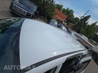 2024 Chrysler Pacifica Touring L 121.6" WB - miniatura 12
