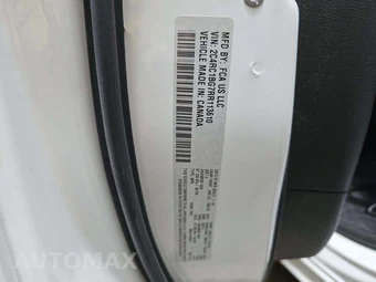 2024 Chrysler Pacifica Touring L 121.6" WB - miniatura 5