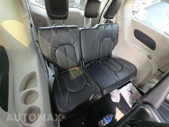 2024 Chrysler Pacifica Touring L 121.6" WB - miniatura 14