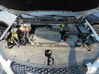 2024 Chrysler Pacifica Touring L 121.6" WB - miniatura 16