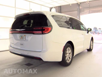 2024 Chrysler Pacifica Touring L 121.6" WB - miniatura 4