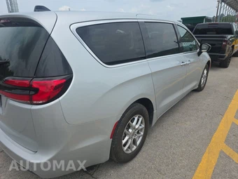 2024 Chrysler Pacifica Touring L 121.6" WB - miniatura 4