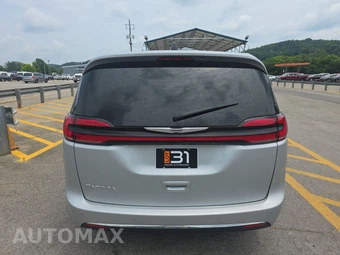 2024 Chrysler Pacifica Touring L 121.6" WB - miniatura 5