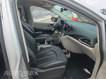 2024 Chrysler Pacifica Touring L 121.6" WB - miniatura 8