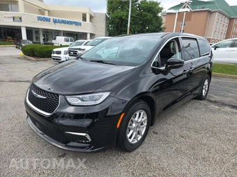 2024 Chrysler Pacifica Touring L 121.6" WB