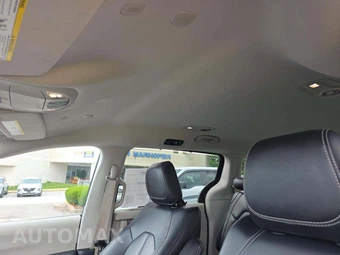 2024 Chrysler Pacifica Touring L 121.6" WB - miniatura 11