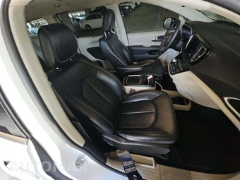 2024 Chrysler Pacifica Touring L 121.6" WB - miniatura 16