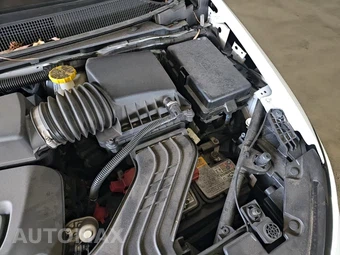 2024 Chrysler Pacifica Touring L 121.6" WB - miniatura 26